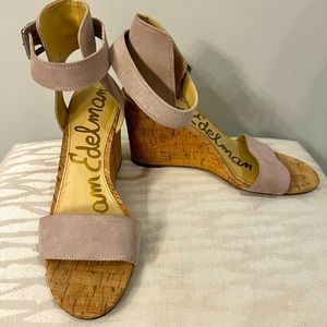 Sam Edelman Willow Wedge Sandal - Blush Suede - Size 8 - Worn Once